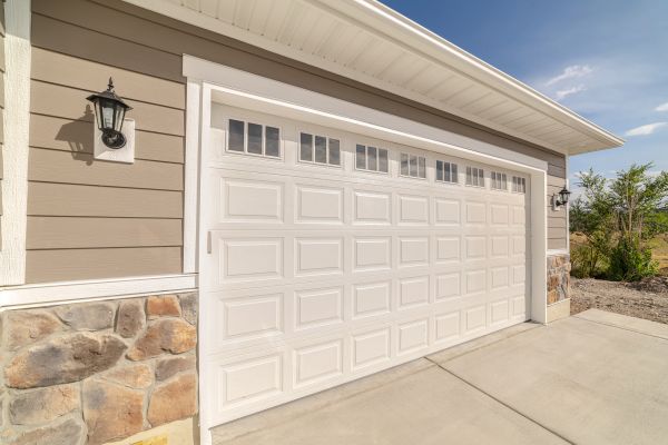 Garage Lifting in Greenwood